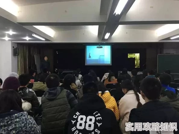 国产va免费精品观看：最新动态与用户反馈，分享观影体验与平台更新，助力提升观看质量和选择多样性