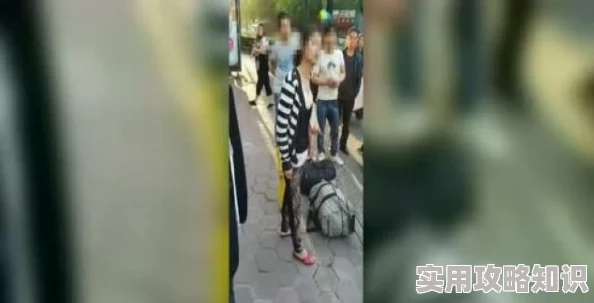男子吊插入屄视频曝光背后隐情