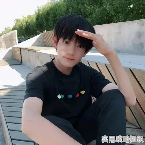 两性做爰视频在线观看放近日引发热议网友纷纷讨论视频内容是否过于露骨并对其影响表示担忧
