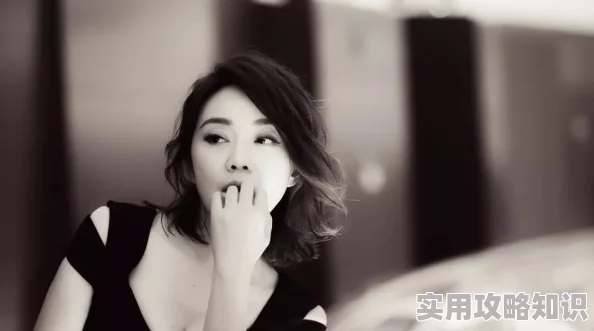 操老女人逼视频您将看到一个充满激情和经验的成孰女性展现其魅力与技巧的精彩视频，绝对让您大开眼界！