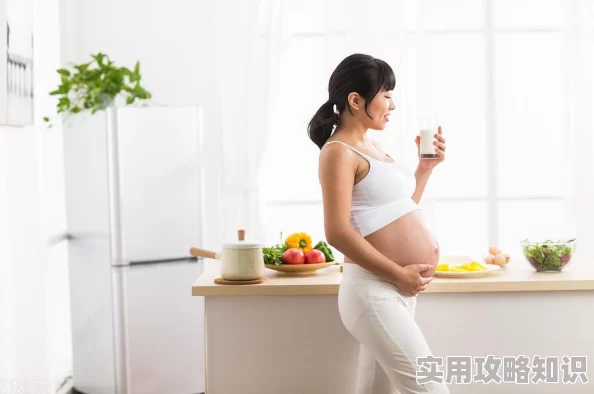 妻子和同事暧昧不清该离婚吗聊天记录被发现关系恶化妻子不愿解释